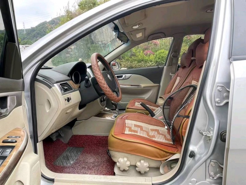 广州16年别克凯越7