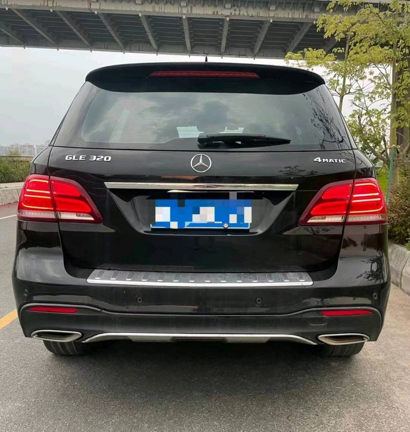 广州19年奔驰GLE9