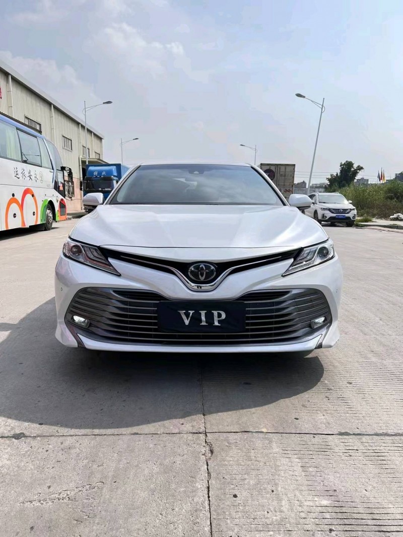 东莞19年丰田凯美瑞1