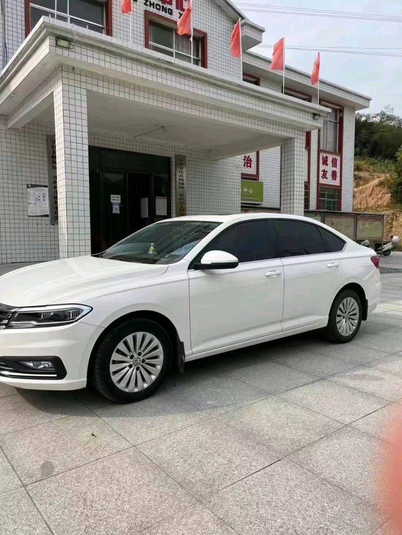 衡阳18年大众朗逸7