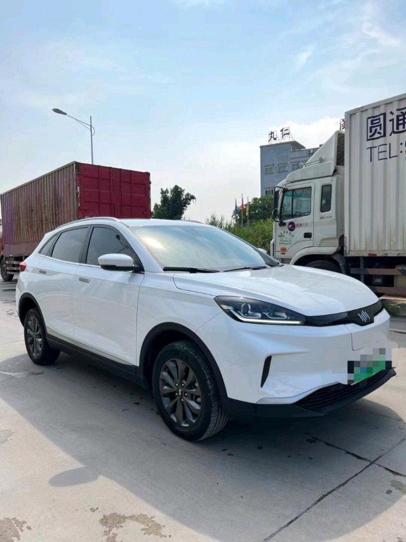 东莞21年威马汽车EX-53