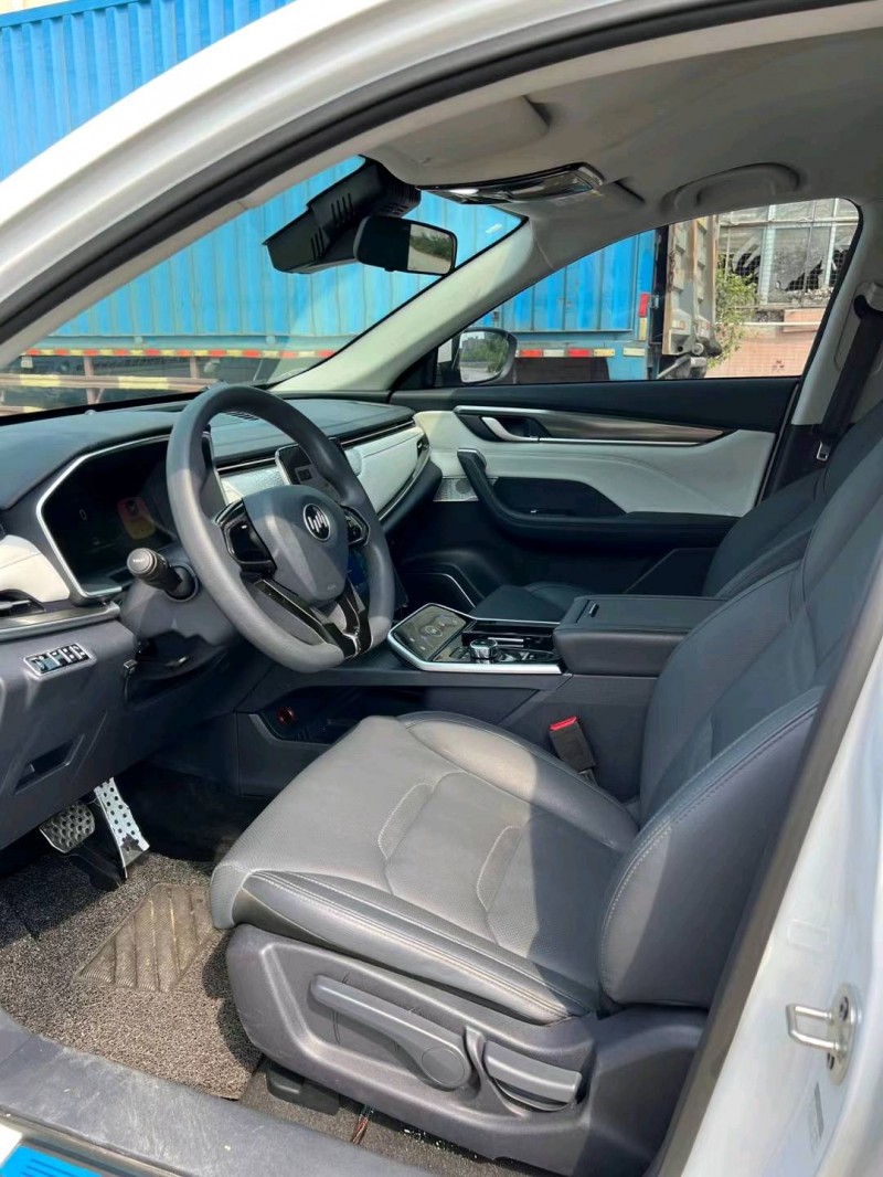 东莞21年威马汽车EX-54