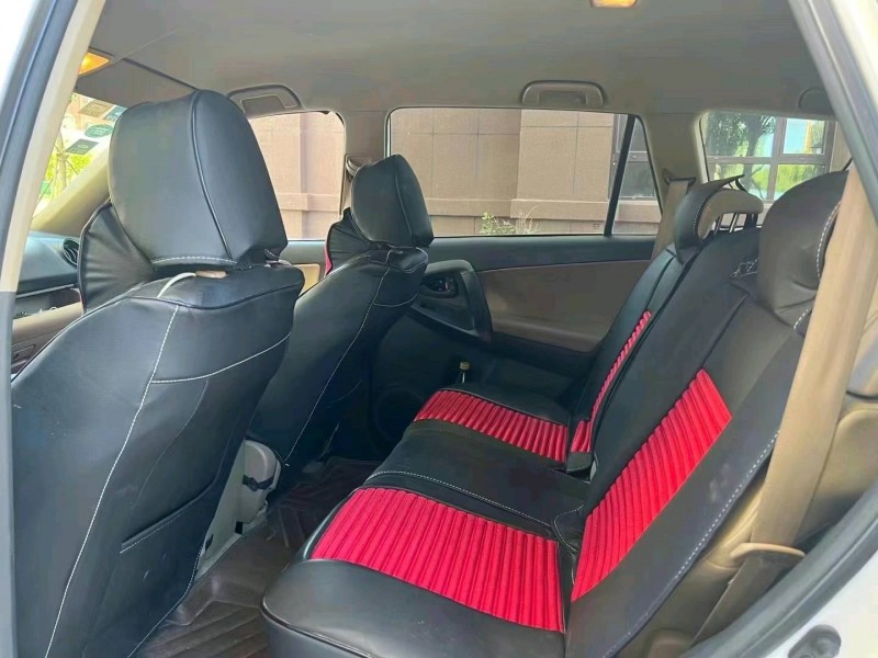 秦皇岛13年丰田RAV43