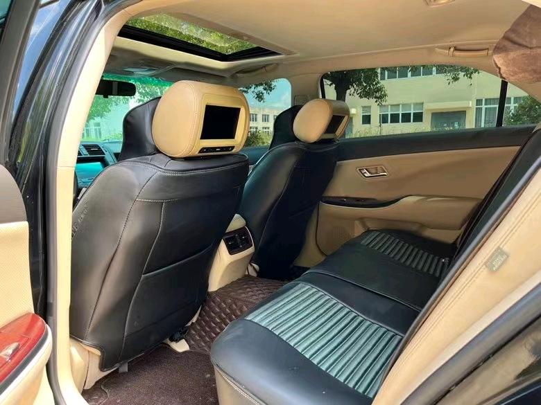 盐城11年丰田皇冠5