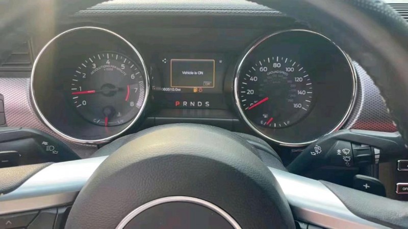 东营17年福特野马6