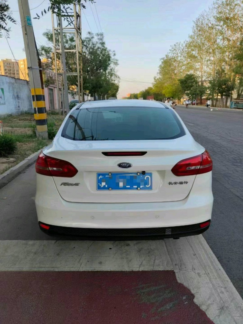 北京16年福特福克斯8