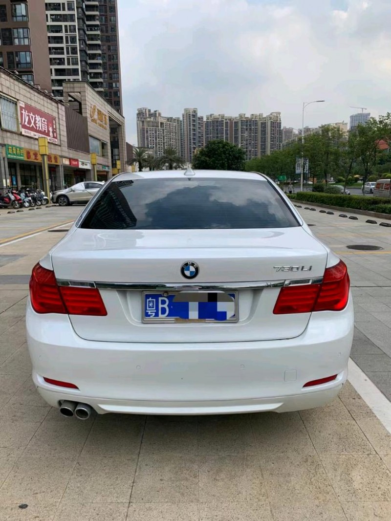 广州12年宝马7系1