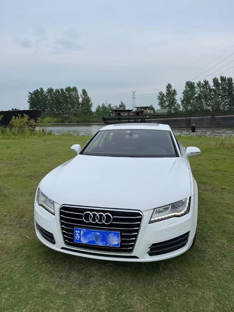泰州13年奥迪A7L1