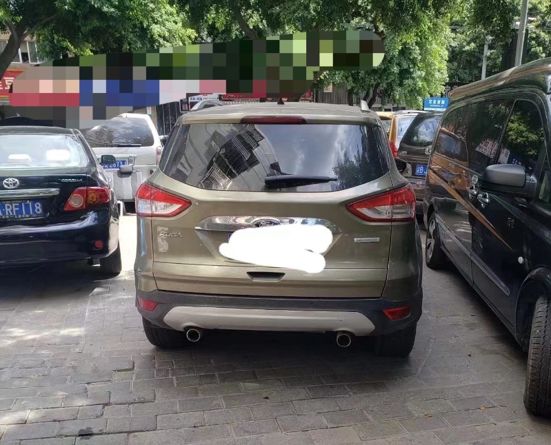 成都15年福特翼虎2