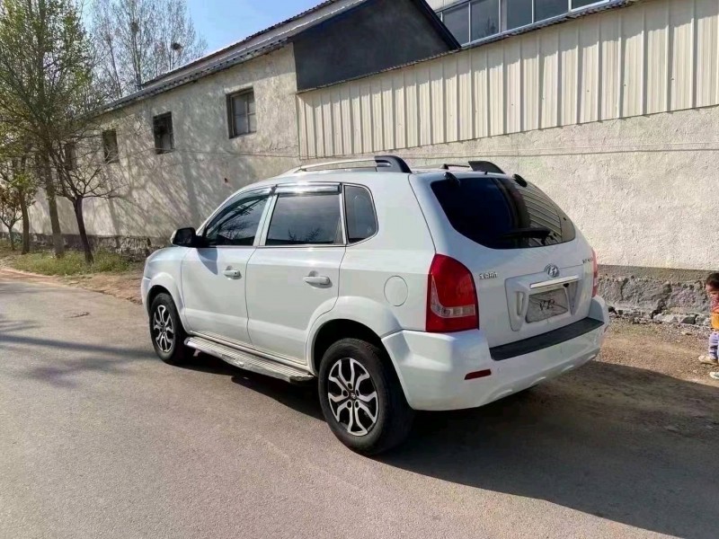 潍坊15年现代途胜7