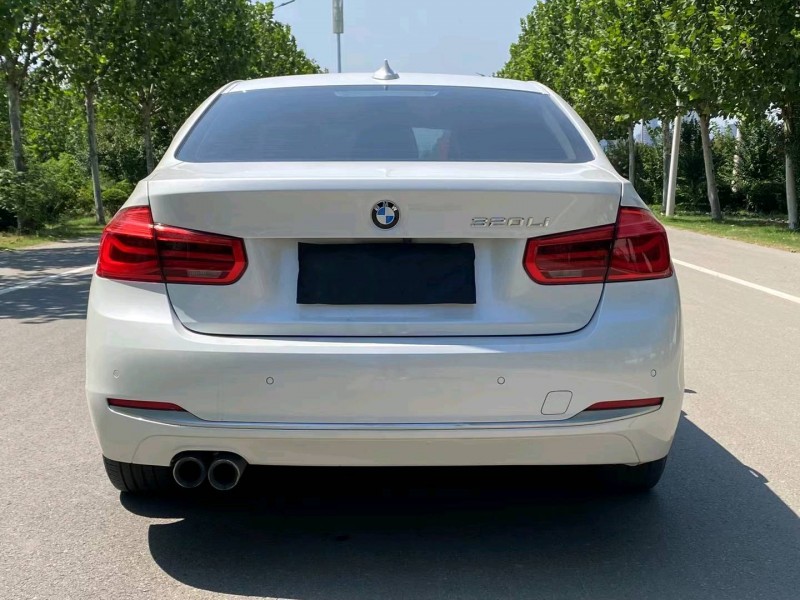 徐州17年宝马3系9