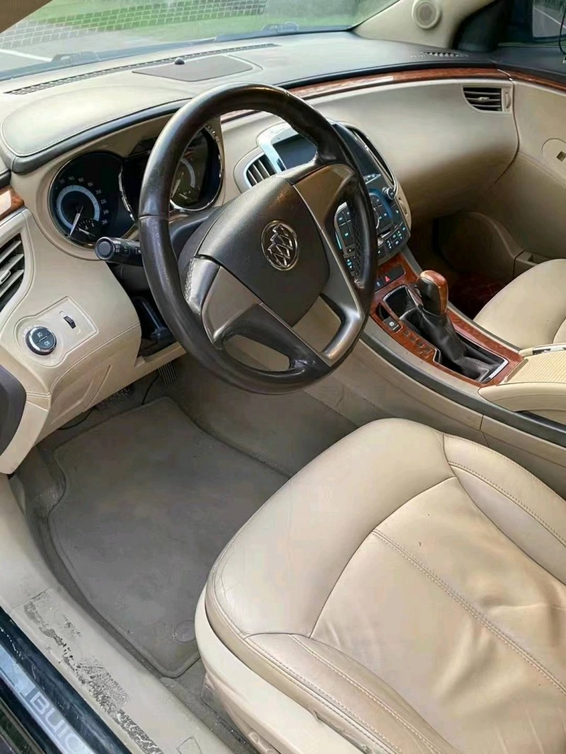 徐州13年别克君越4