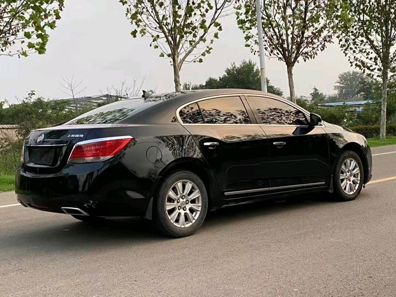 徐州13年别克君越2