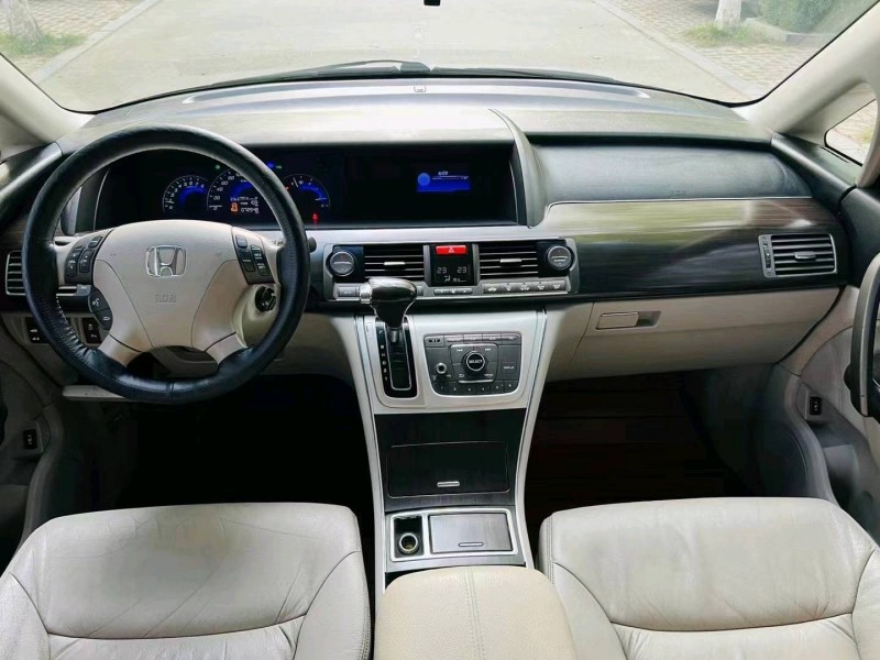 东营15年本田艾力绅4