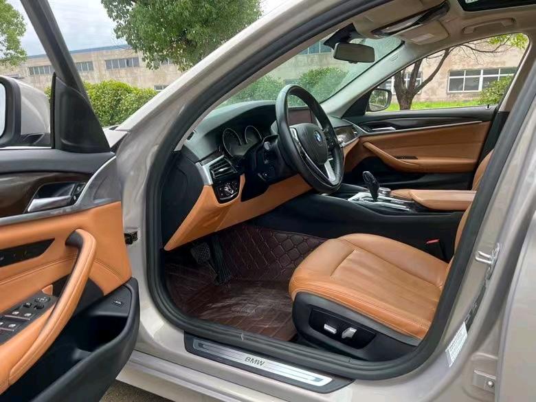 盐城17年宝马5系4