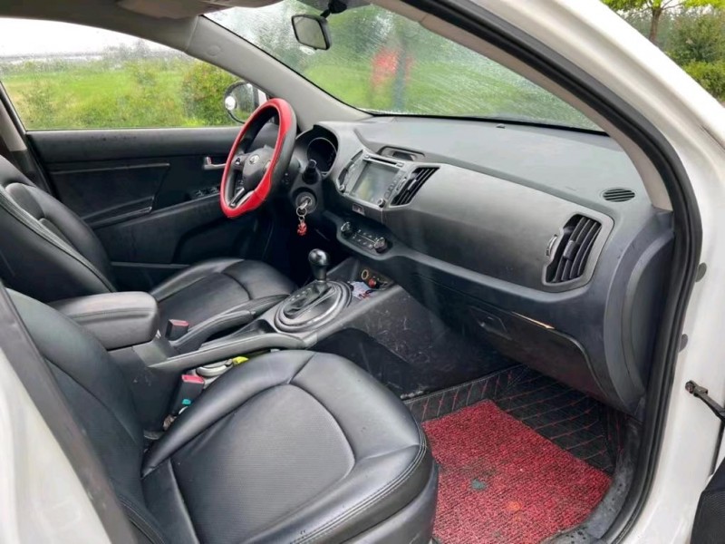 盐城16年起亚智跑9