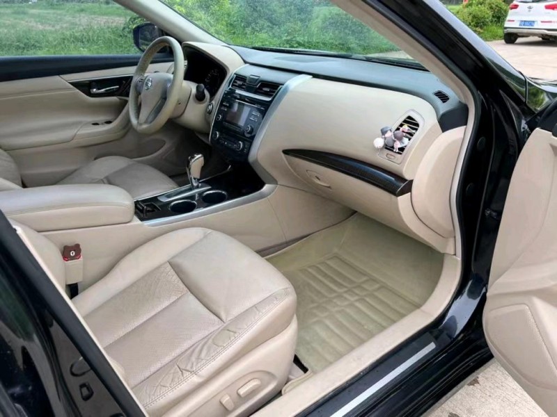 盐城13年日产天籁9