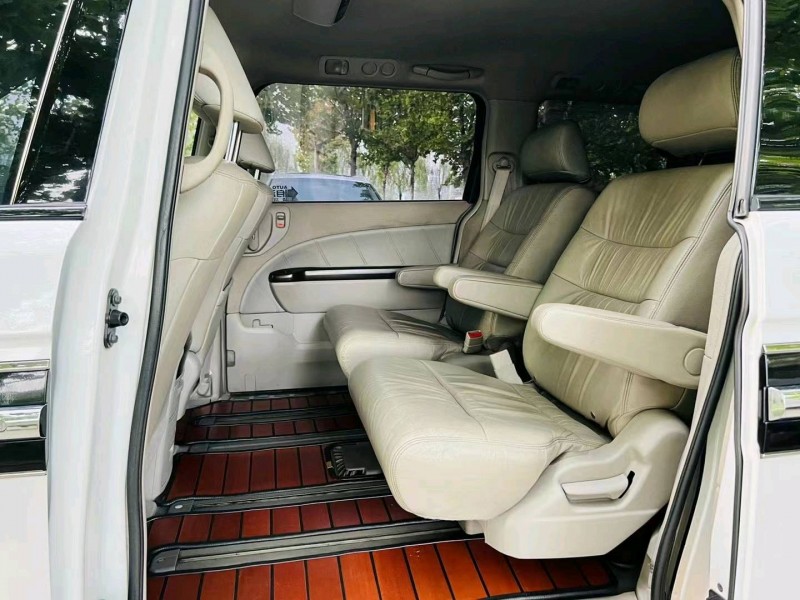 枣庄15年本田艾力绅5