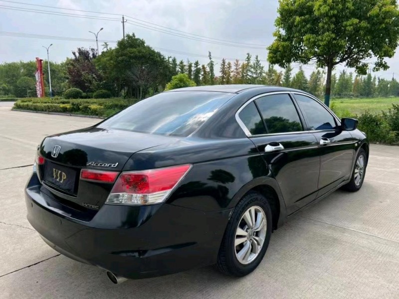 盐城10年本田雅阁5