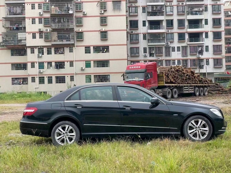 广州11年奔驰E4