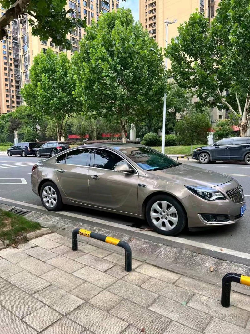 武汉17年别克君威6