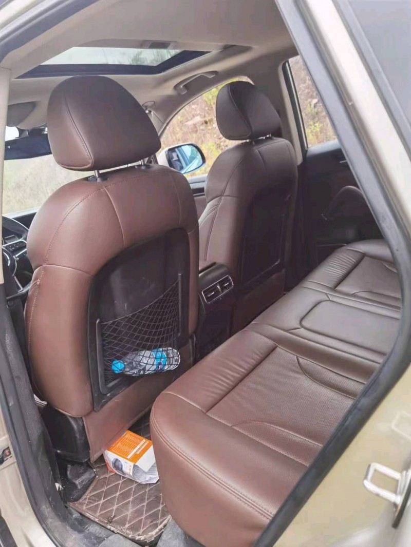 成都17年众泰T6007