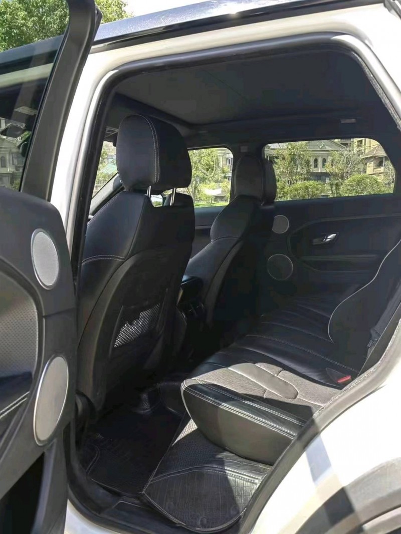 杭州12年路虎极光7