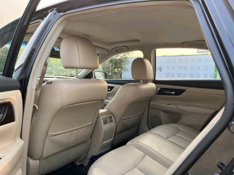 徐州16年日产天籁5