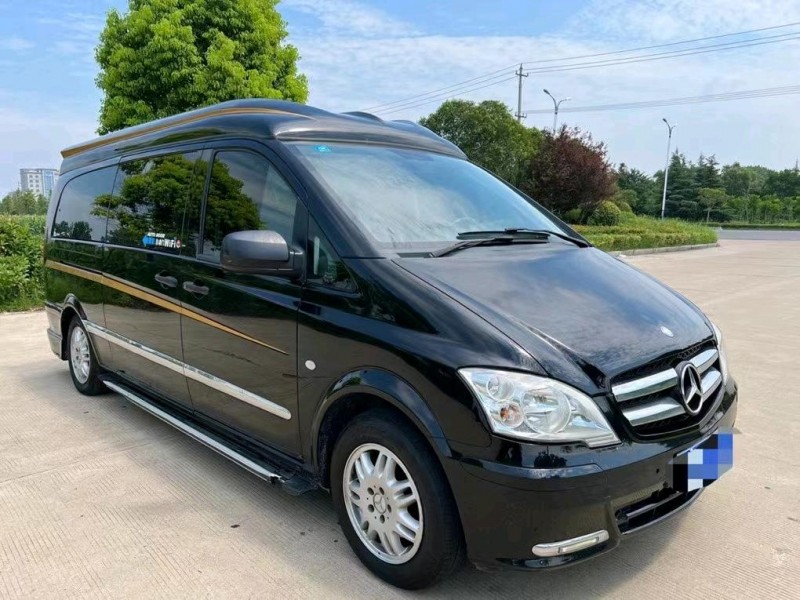 盐城16年奔驰威霆2