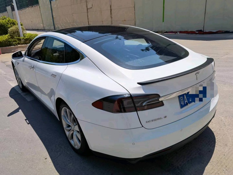 广州15年特斯拉MODEL S2