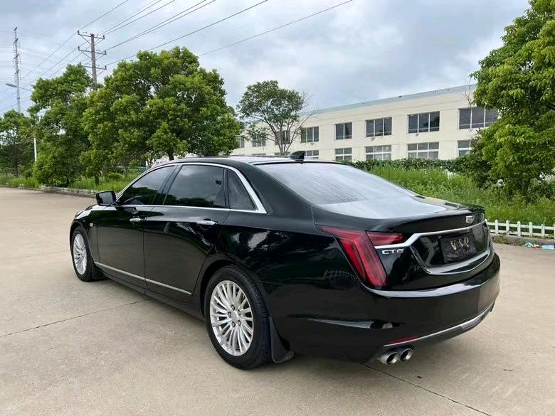 盐城20年凯迪拉克CT67