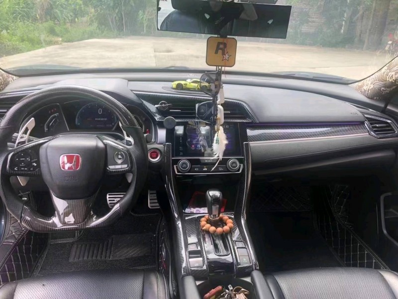 广州16年本田思域6