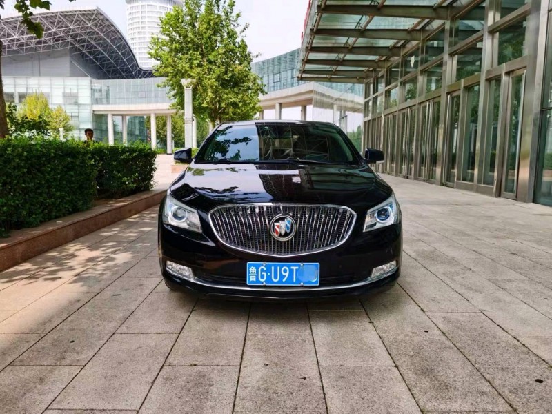 保定15年别克君越7