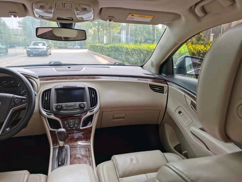 保定15年别克君越4