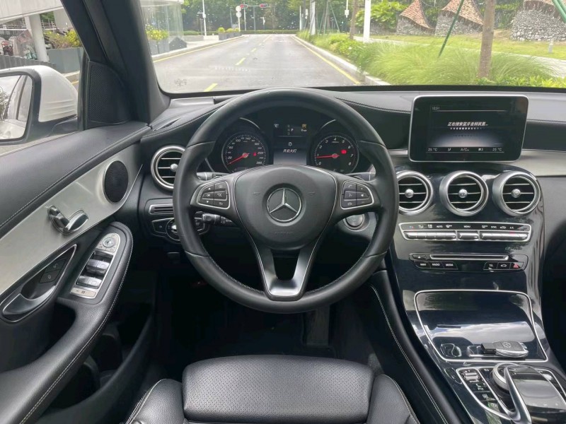 广州17年奔驰GLC6