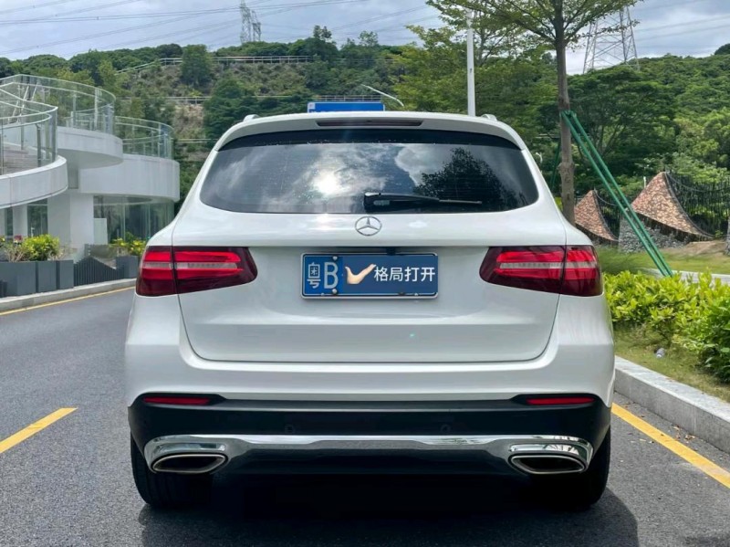 广州17年奔驰GLC9