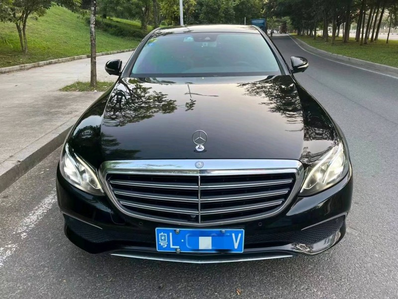 广州17年奔驰E7