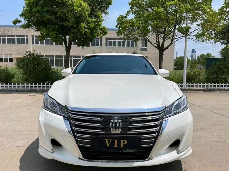 盐城16年丰田皇冠1