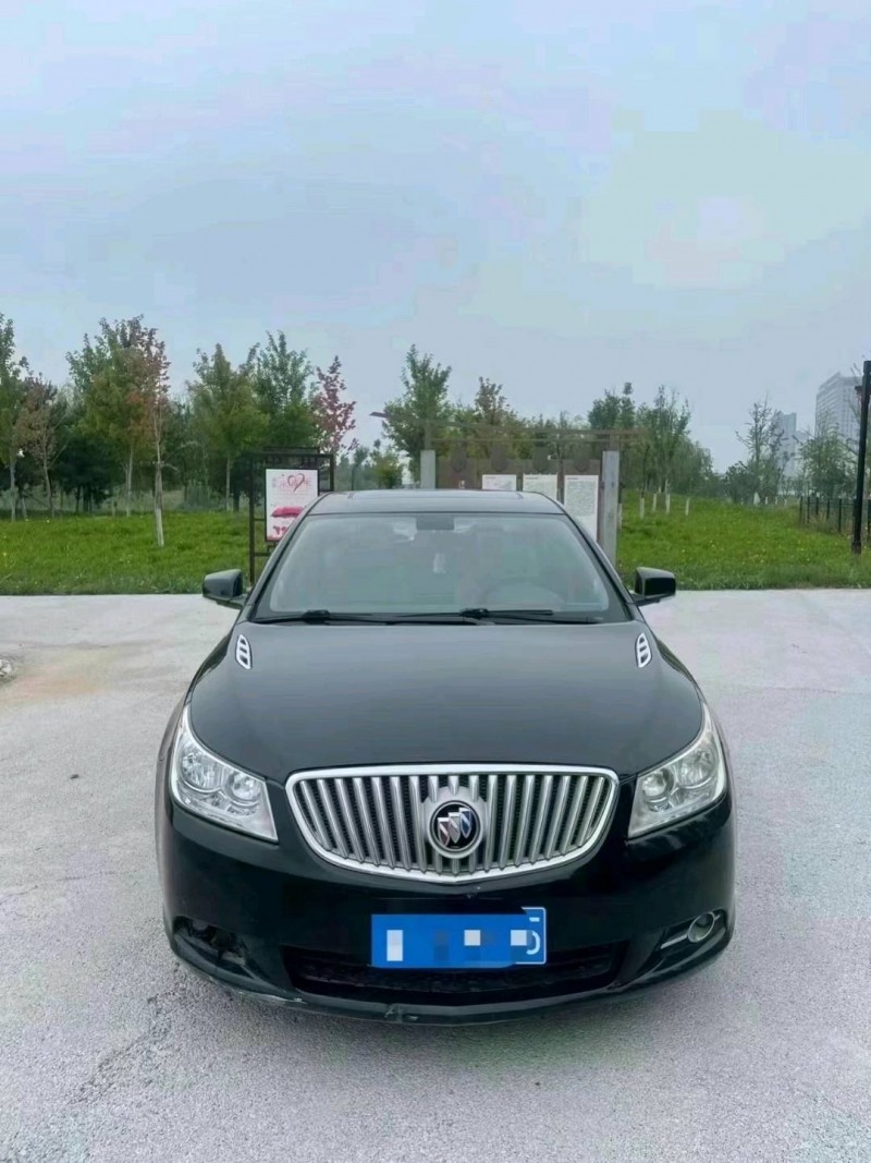 东营13年别克君越1