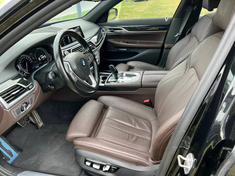 泰州18年宝马7系4