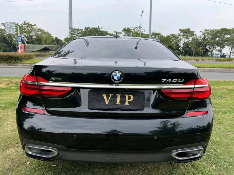 泰州18年宝马7系8