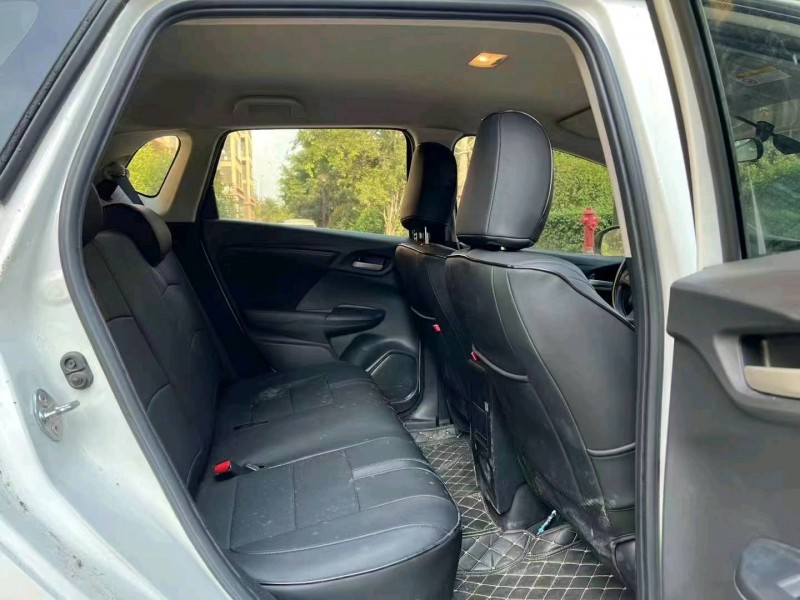 枣庄19年本田飞度2