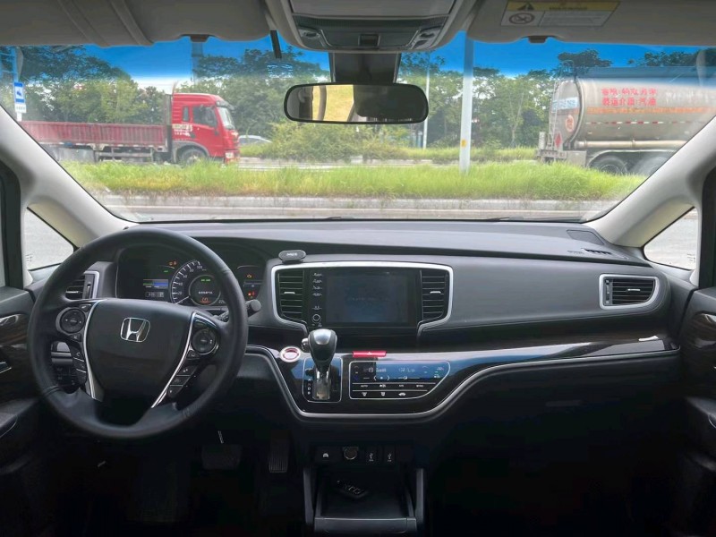 泰州21年本田奥德赛5