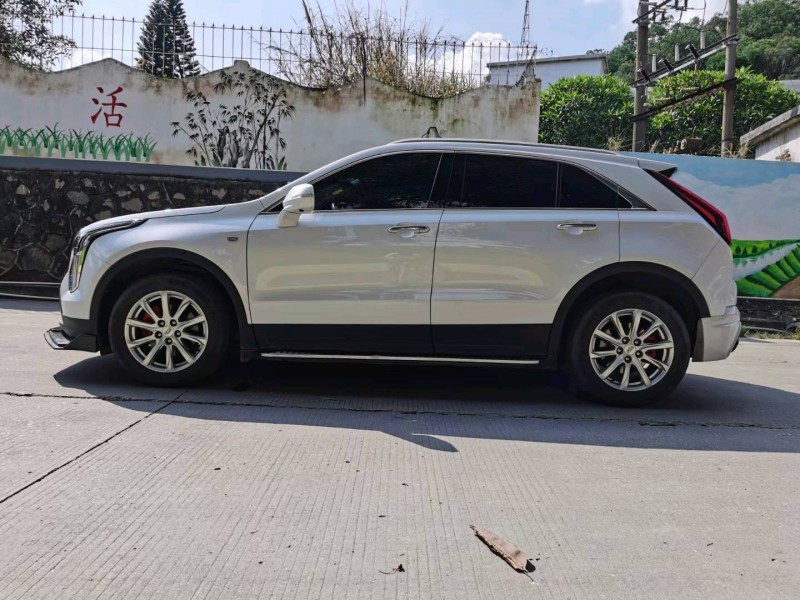 东莞19年凯迪拉克XT45