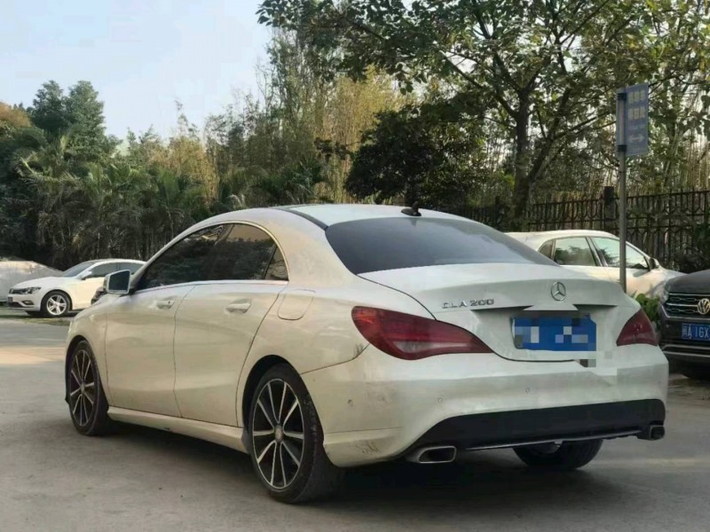 泉州16年奔驰CLA3