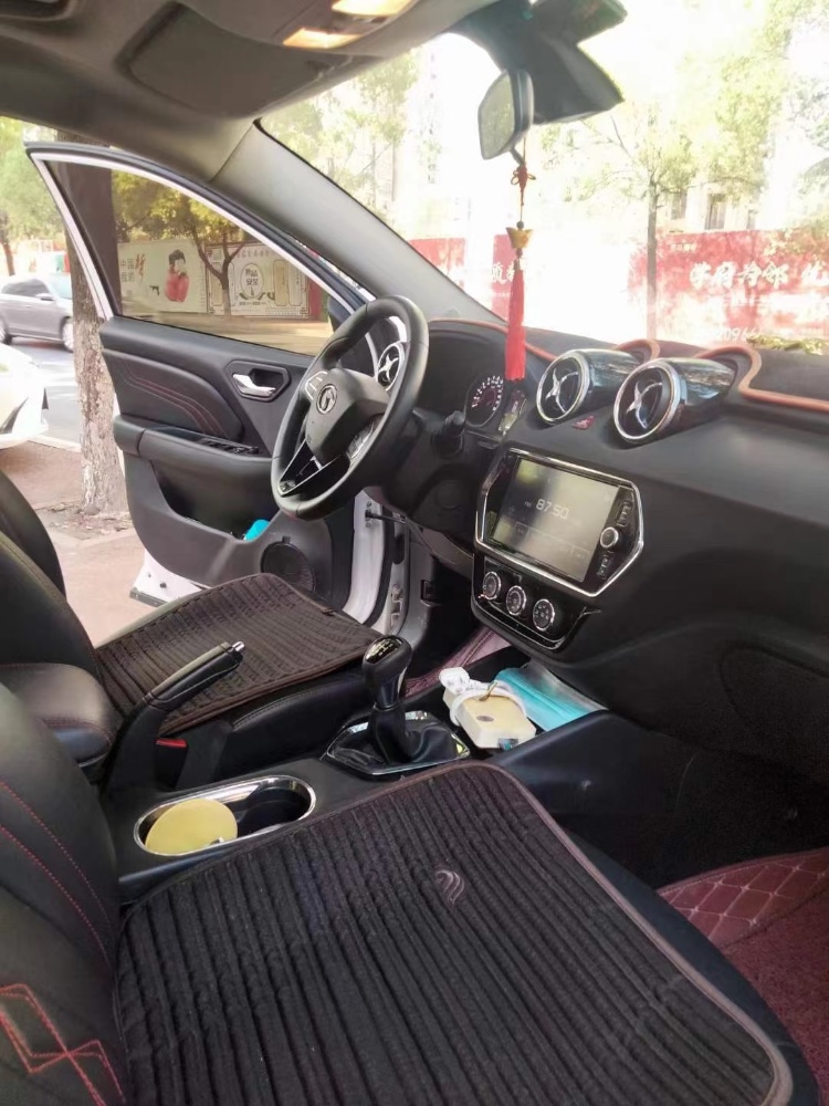 宜春18年东南汽车DX37