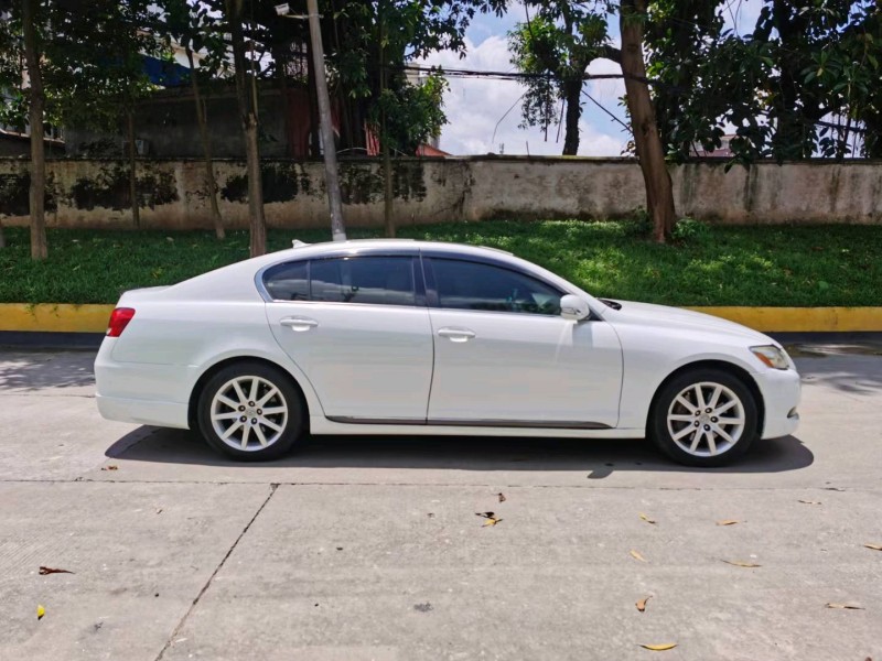 东莞10年雷克萨斯GS5