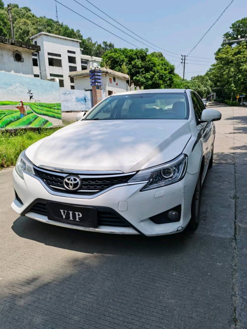 东莞14年丰田锐志3