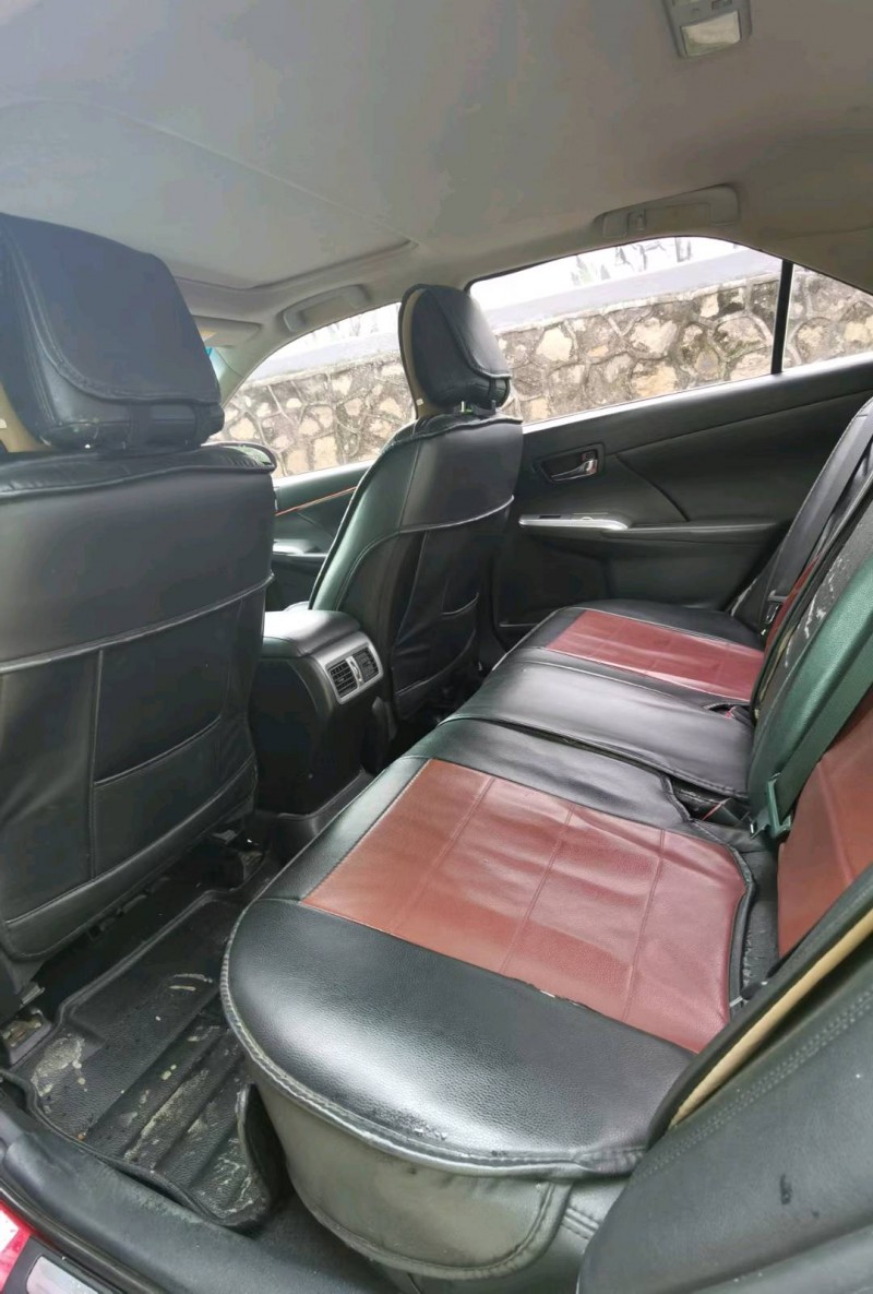 东莞13年丰田凯美瑞7