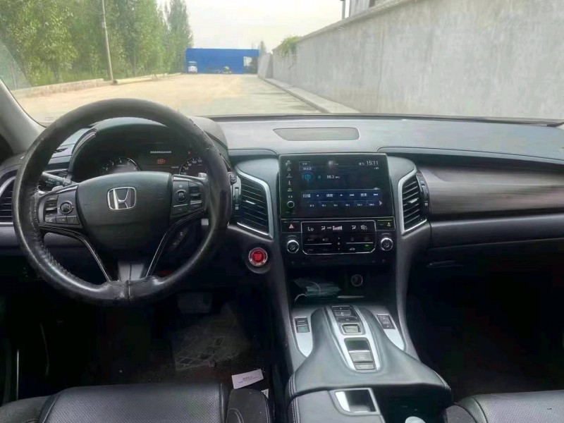 东营17年本田冠道2